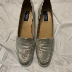 Women’s vintage Selby loafers  shoes size 10.5